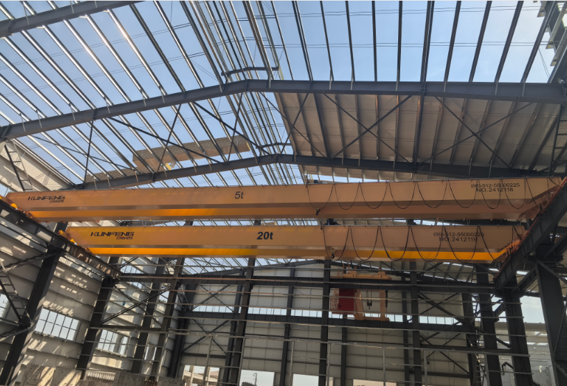 Электрический двухбалочный кран