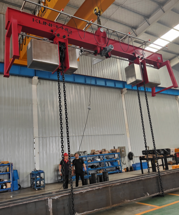 Кантователь подвесной с электроприводом